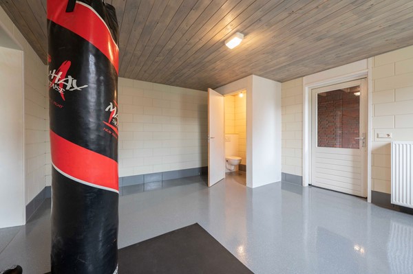 Medium property photo - Julianastraat 34, 4741 BW Hoeven